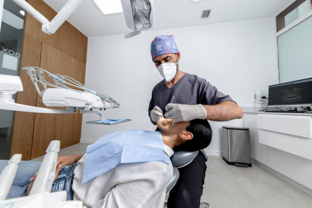 Professional Emergency Dentist in Bowling Green, FL